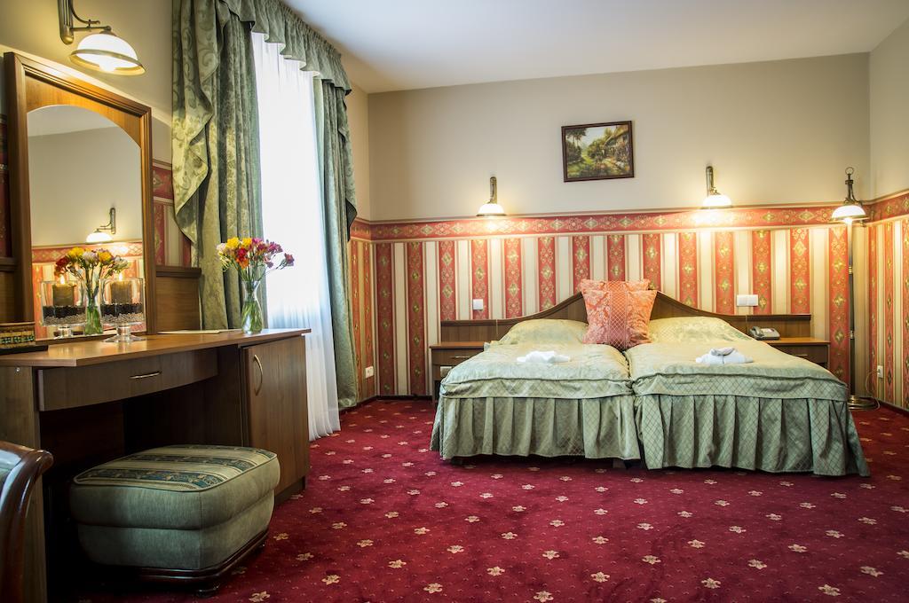 Hotel Mazurski Dworek Mikołajki Room photo