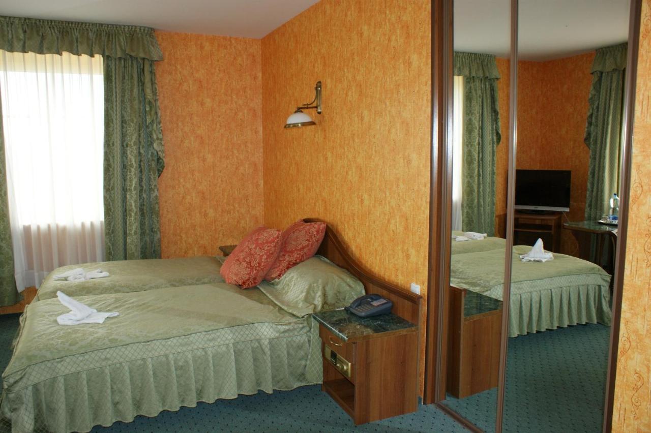 Hotel Mazurski Dworek Mikołajki Room photo